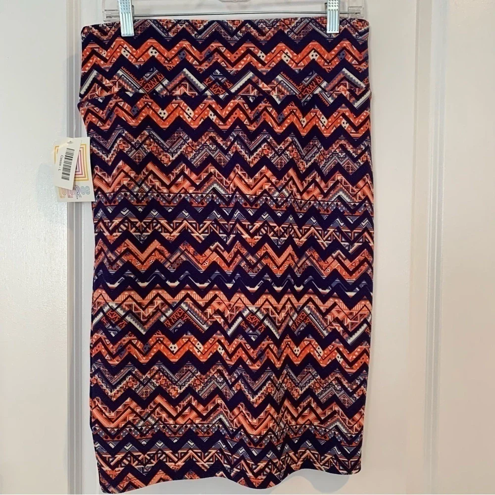 LulaRoe Cassie Chevron, Aztec or Southwest Print Pencil Skirt Size Large